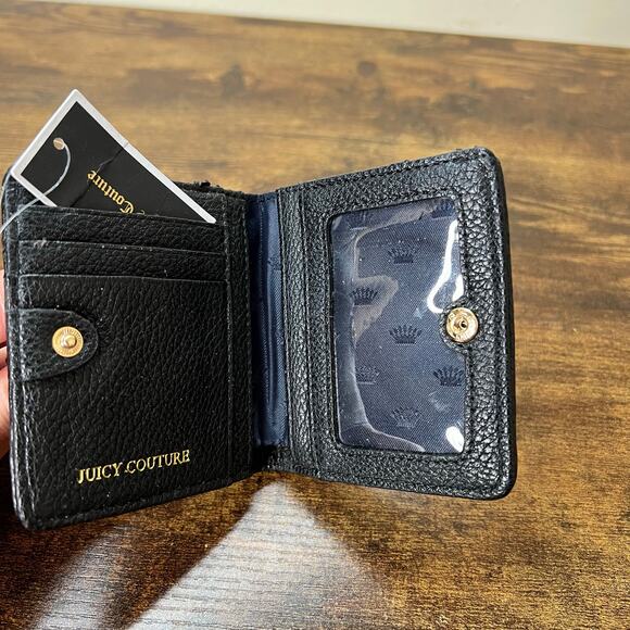 Juicy Couture SFP Quilted Mini Wallet 4x4 Gold Tone Heart Lock & Key Bi-Fold New - Picture 5 of 11